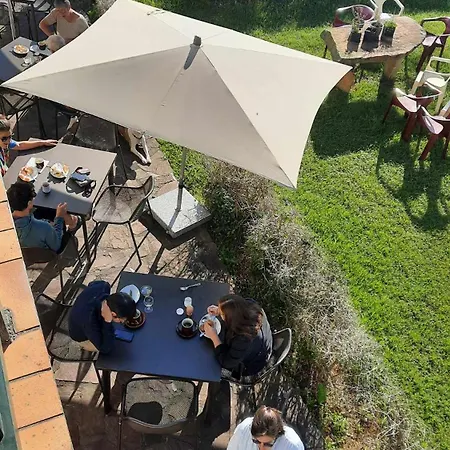 Hotell Mendionde Saint-Pée-sur-Nivelle