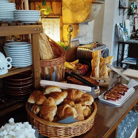 Отель Mendionde Сен-Пе-сюр-Нивель