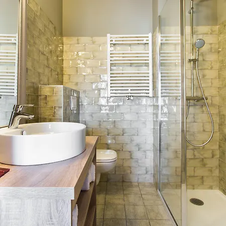 Отель Mendionde