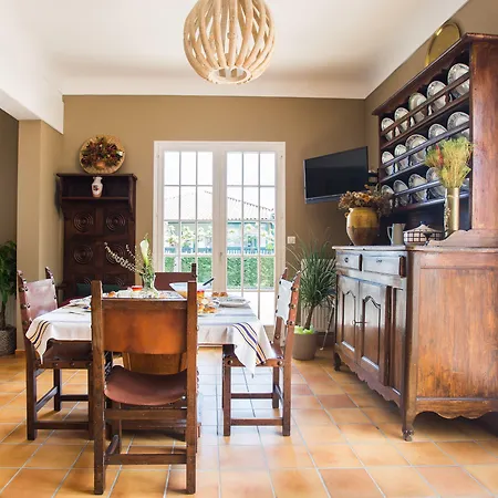 Hotell Mendionde Saint-Pée-sur-Nivelle